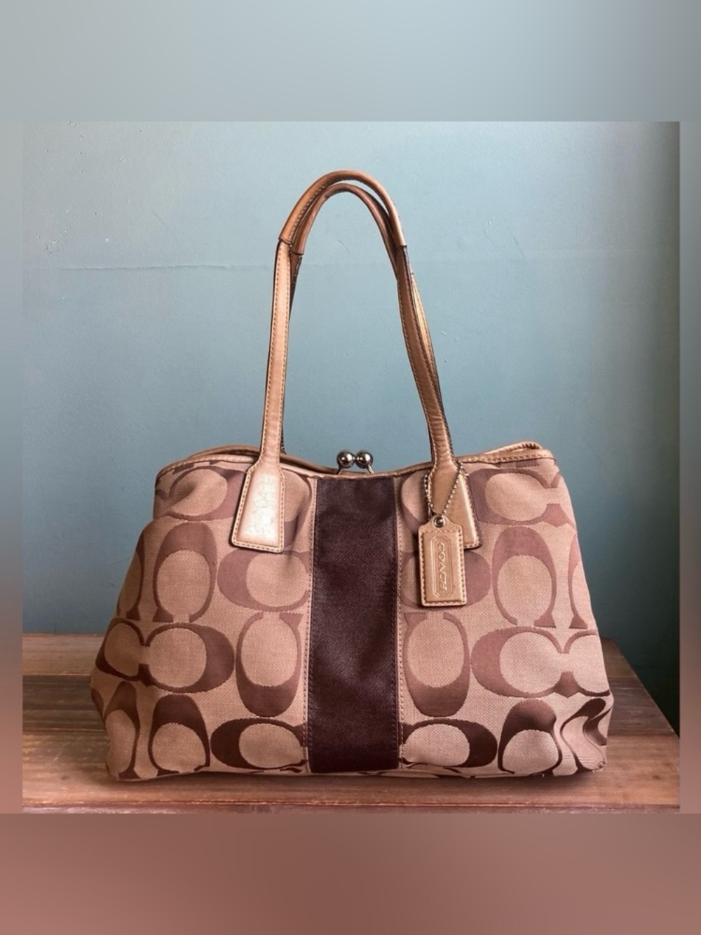 Vintage Coach Kiss Lock Frame Khaki Brown Signature Canvas Leather Bag